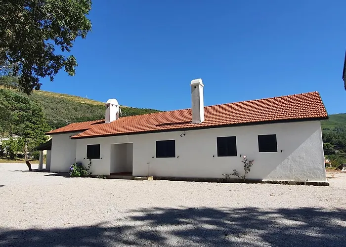 Pousadinha De بيت ضيافة Paradela (Vila Real)